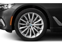2018 BMW 5 Series 530i xDrive Sedan Exterior Shot 5