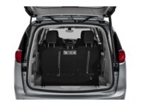 2020 Chrysler Pacifica Limited 35th Anniversary FWD *Ltd Avail* Exterior Shot 4