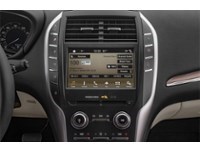 2018 Lincoln MKC AWD Reserve Interior Shot 2