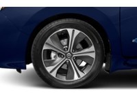 2018 Nissan LEAF SL Hatchback Exterior Shot 5