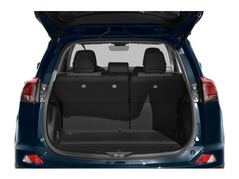 2018 Toyota RAV4 AWD SE Exterior Shot 4