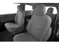2018 Toyota Sienna LE 8-Passenger FWD Interior Shot 5