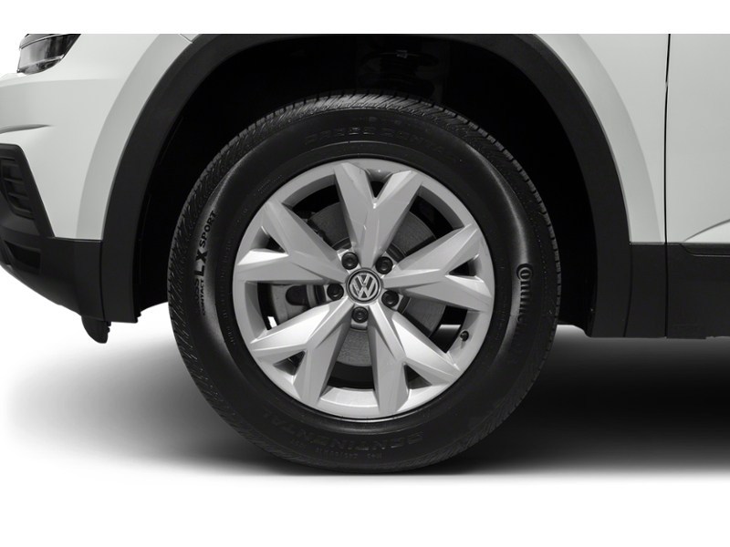 2019 Volkswagen Atlas Comfortline 3.6 FSI 4MOTION Exterior Shot 5