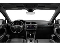 2019 Volkswagen Tiguan Highline 4MOTION Interior Shot 6
