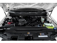 2022 Ford Super Duty F-350 SRW XL 4WD Crew Cab 6.75' Box Exterior Shot 3