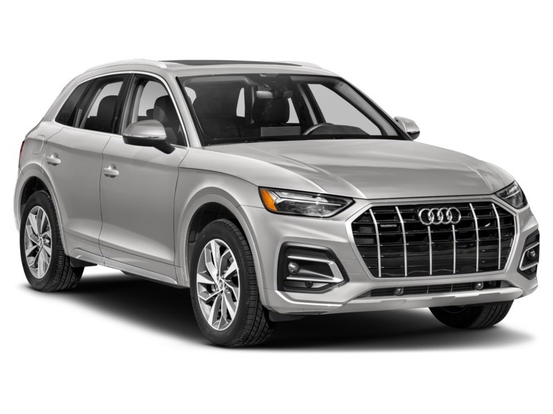 2021 Audi Q5 Komfort 45 TFSI quattro Exterior Shot 8