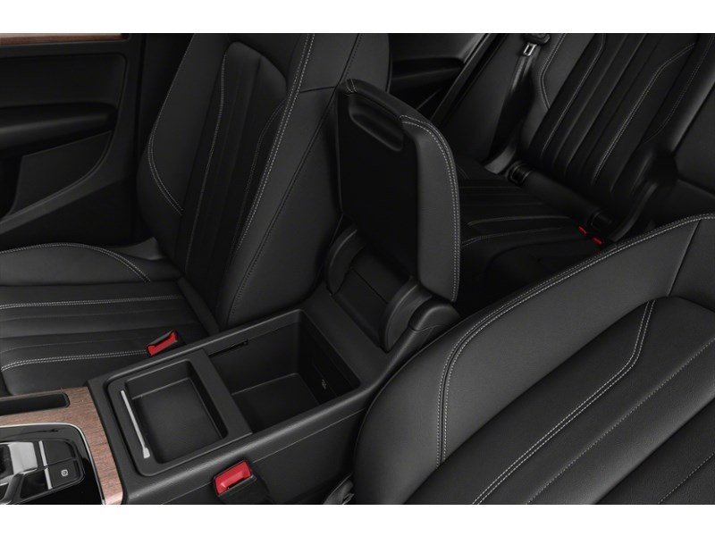 2021 Audi Q5 Technik 45 TFSI quattro Interior Shot 7