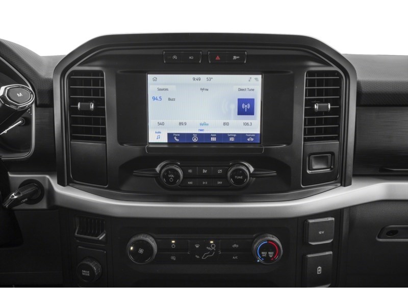 2022 Ford F-150 XL 4WD SuperCrew 5.5' Box Interior Shot 2