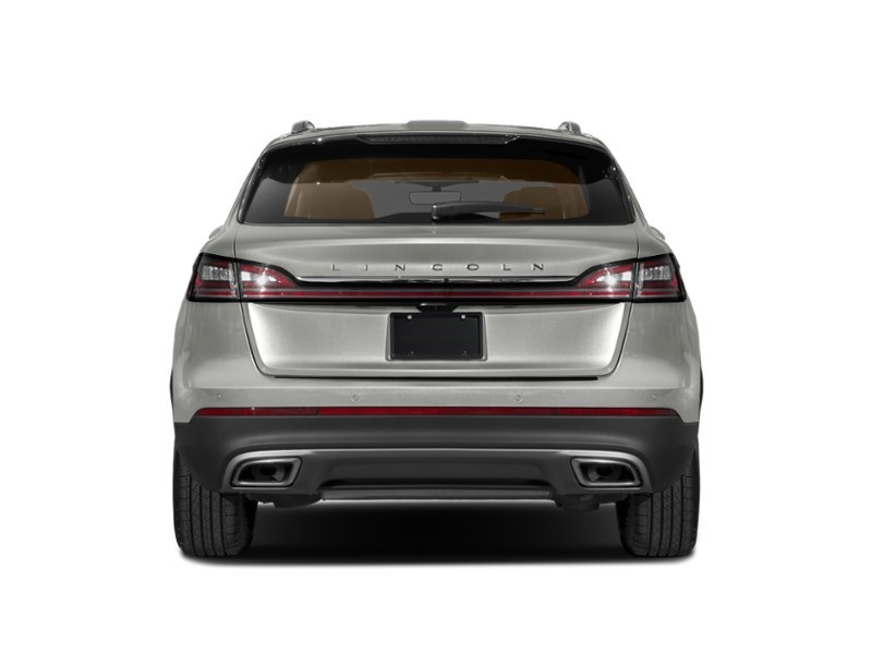 2022 Lincoln Nautilus Reserve AWD Exterior Shot 7