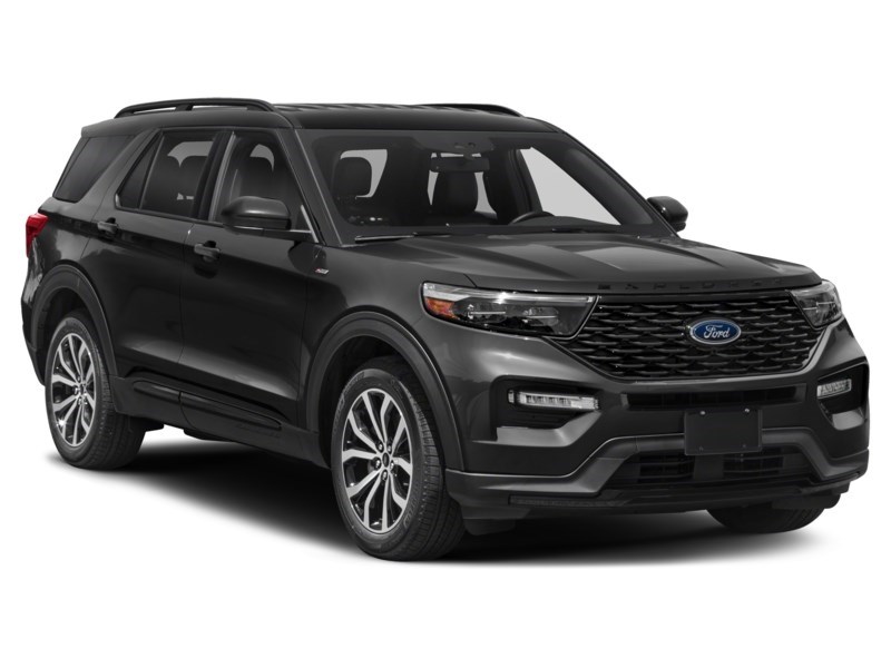 2023 Ford Explorer ST-Line 4WD Exterior Shot 8