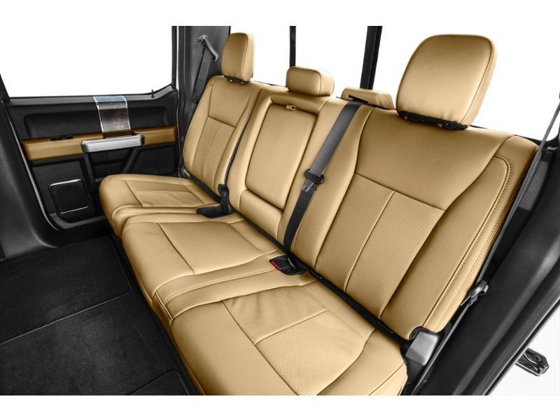 2022 Ford Super Duty F-350 SRW LARIAT 4WD Crew Cab 6.75' Box Interior Shot 5