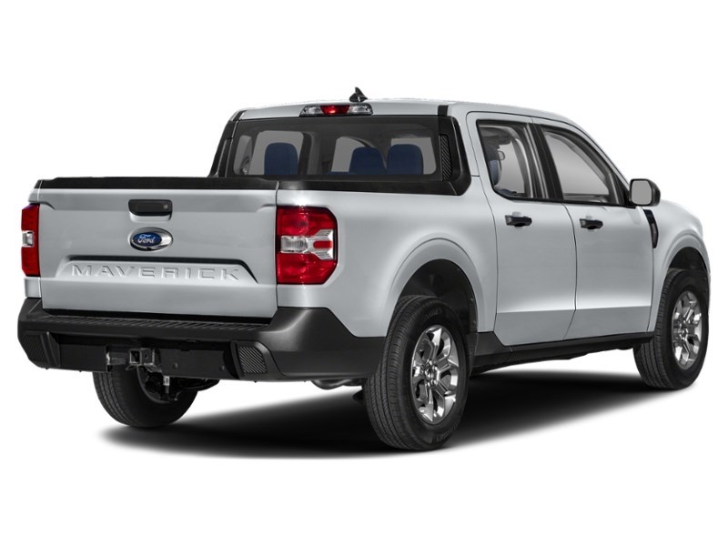 2022 Ford Maverick XLT AWD SuperCrew Exterior Shot 2