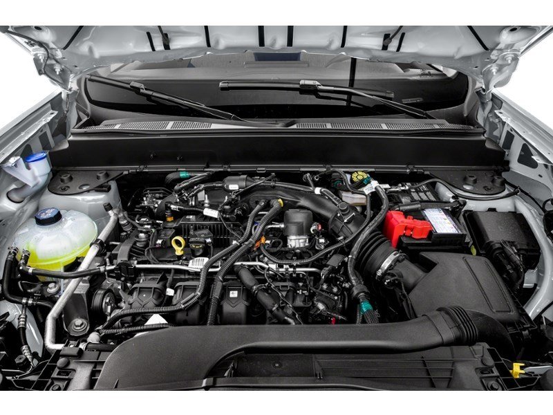 2024 Ford Maverick XLT FWD SuperCrew Exterior Shot 3