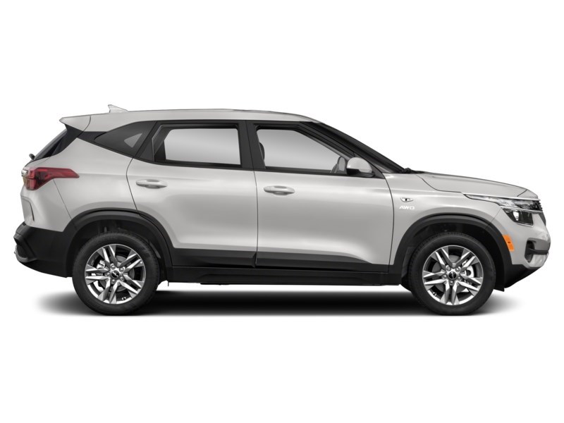 2023 Kia Seltos LX AWD Exterior Shot 10