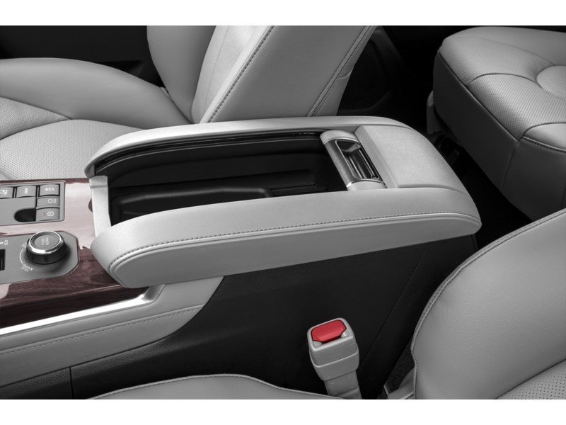 2023 Toyota Highlander PLATINUM AWD Interior Shot 7
