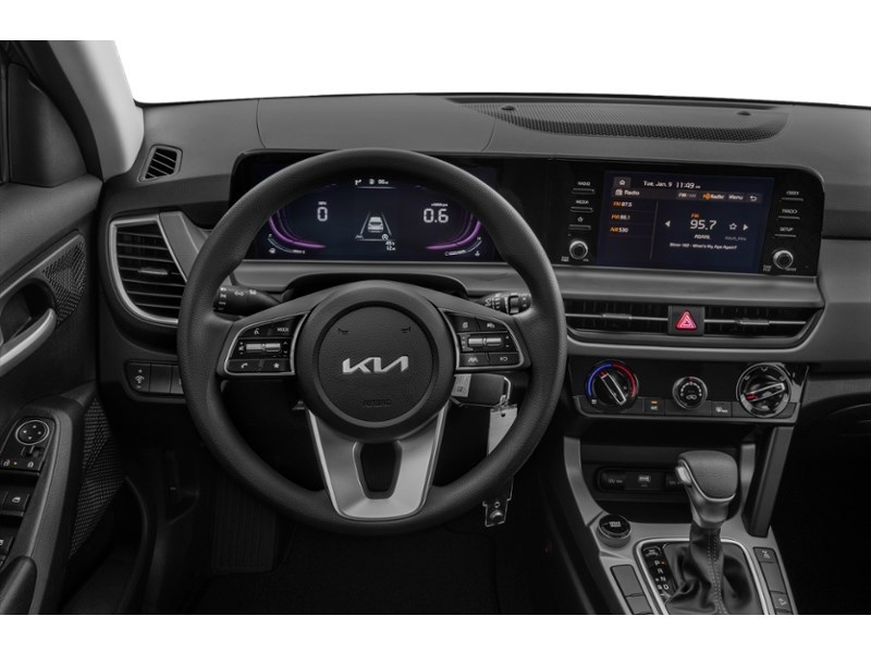 2025 Kia Seltos LX FWD Interior Shot 3