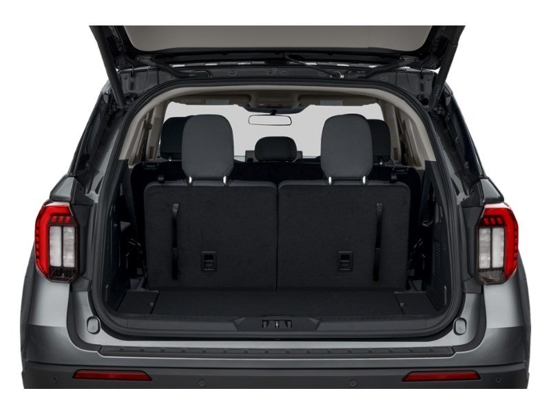 2026 Ford Explorer Active w/200A Pkg 4WD Exterior Shot 4
