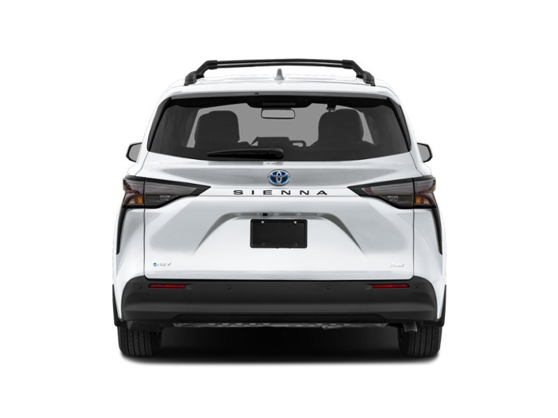 2026 Toyota Sienna XLE 8-Passenger FWD Exterior Shot 7