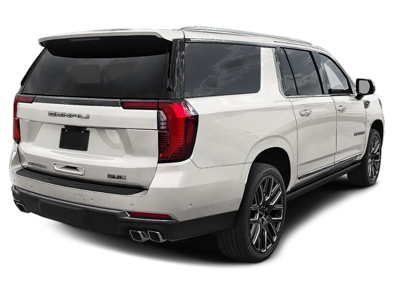 2026 GMC Yukon XL 4WD 4dr Denali Ultimate Exterior Shot 2