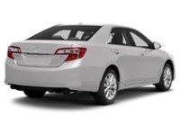 2012 Toyota Camry 4dr Sdn I4 Auto LE Alpine White  Shot 6