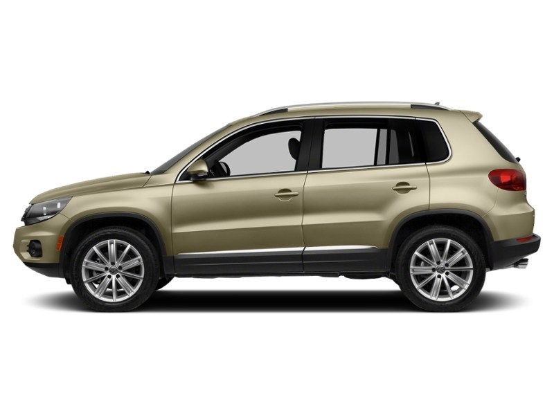 2013 Volkswagen Tiguan 4dr Auto Comfortline 4Motion White Gold Metallic  Shot 21