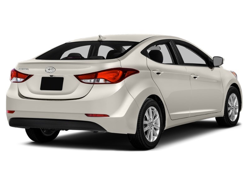 2015 Hyundai Elantra 4dr Sdn Auto GLS Monaco White  Shot 18