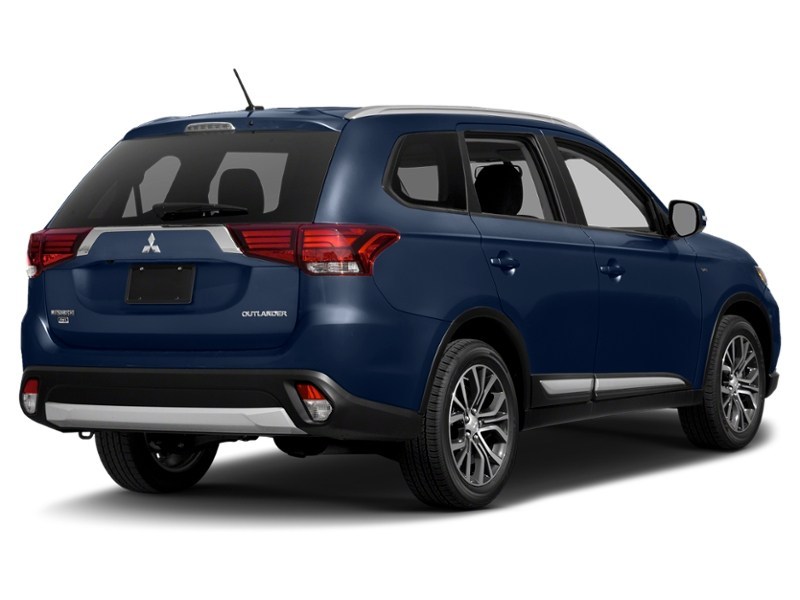 2018 Mitsubishi Outlander SE AWC Cosmic Blue  Shot 14