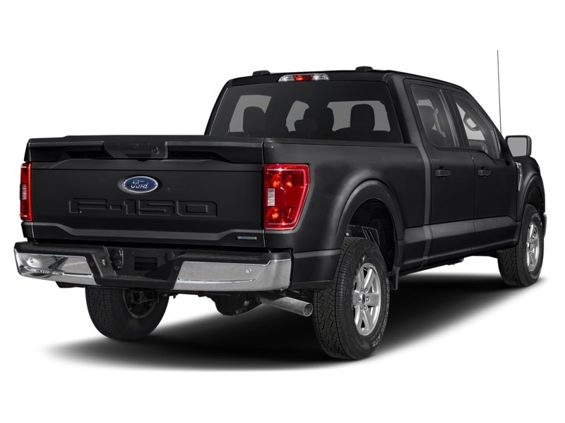 2022 Ford F-150 XLT 4WD SuperCrew 5.5' Box Agate Black Metallic  Shot 2