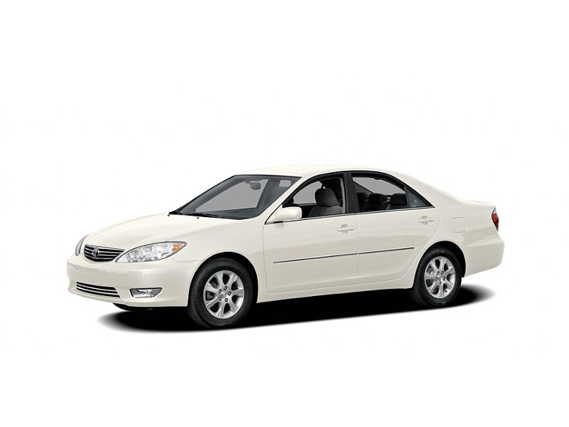 2006 Toyota Camry 4dr Sdn LE Auto Alpine White  Shot 13