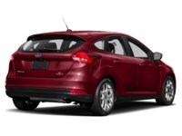 2015 Ford Focus 5dr HB SE Ruby Red Tinted Clearcoat  Shot 30