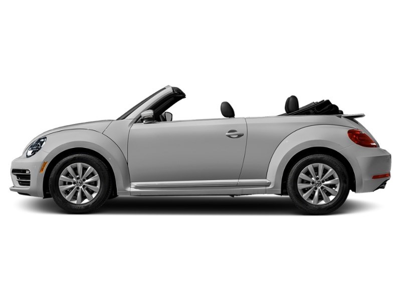 2018 Volkswagen Beetle Trendline Auto White Silver Metallic w/Black Roof  Shot 47
