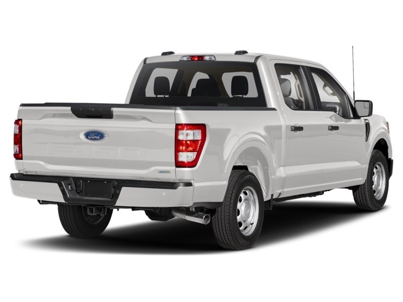 2022 Ford F-150 XL 4WD SuperCrew 5.5' Box Space White Metallic  Shot 3