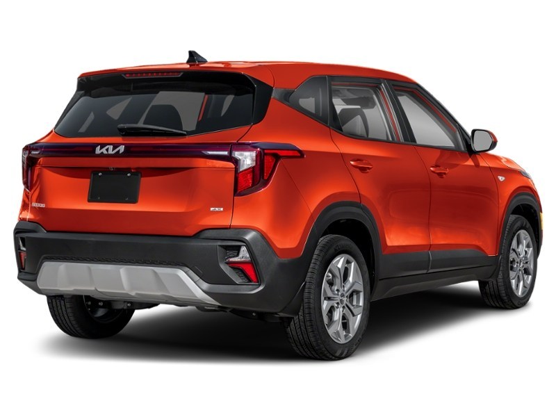 2025 Kia Seltos LX FWD Lunar Orange  Shot 22