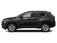 2025 Jeep Compass Altitude 4x4 Diamond Black Crystal Pearl  Shot 29