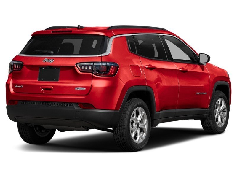 2025 Jeep Compass Altitude 4x4 Red Hot Pearl  Shot 14